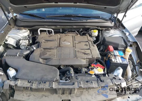 2017 Subaru Outback 3.6R Limited из США, поврежденный, VIN 4S4BSENC6H3424629